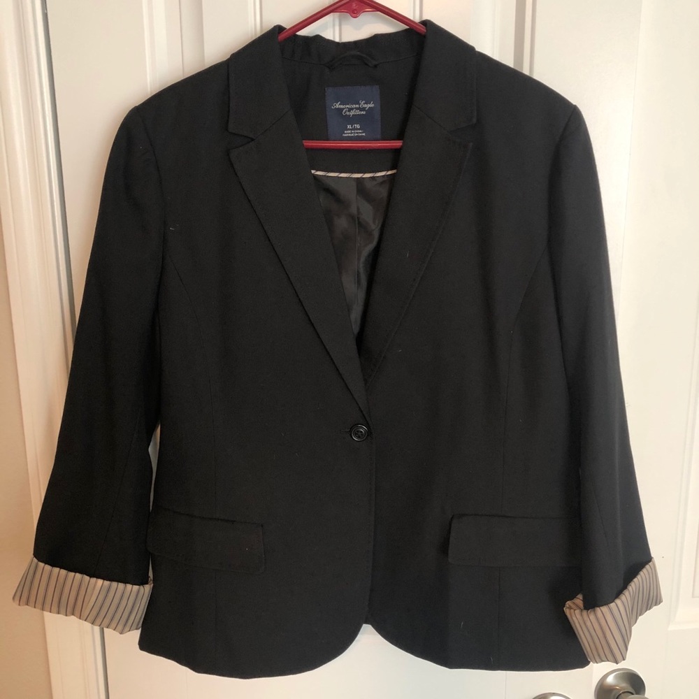 AE black blazer